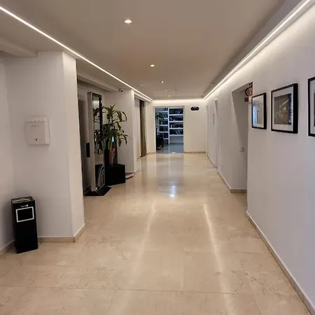 Apartment En Puerto De Fuengirola