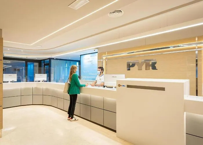 En Pyr Puerto Апартаменты *